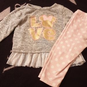 💣💣💣DISNEY matching set 6-9 months!